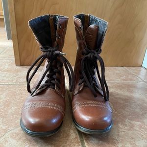 Steve Madden Troopa Boot - size 7